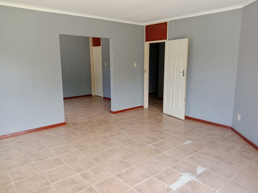 To Let 3 Bedroom Property for Rent in Riebeeckstad Free State